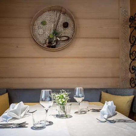Teiser Stern Hotel 3*